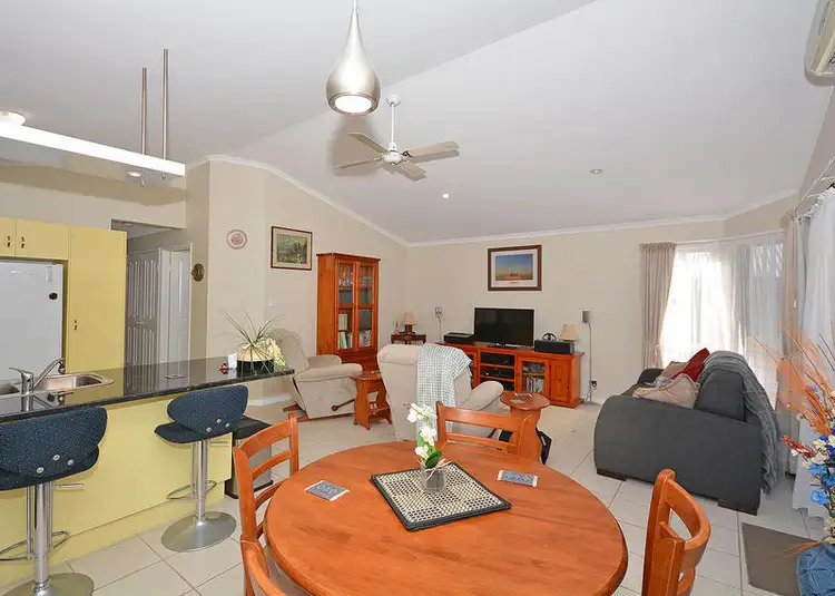 Second view of Homely unit listing, 250 / 7 Bay Dr, Urraween QLD 4655