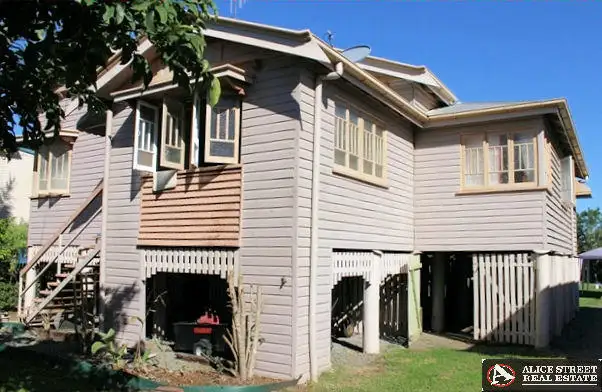 6 Nuneaton Street, Maryborough QLD 4650