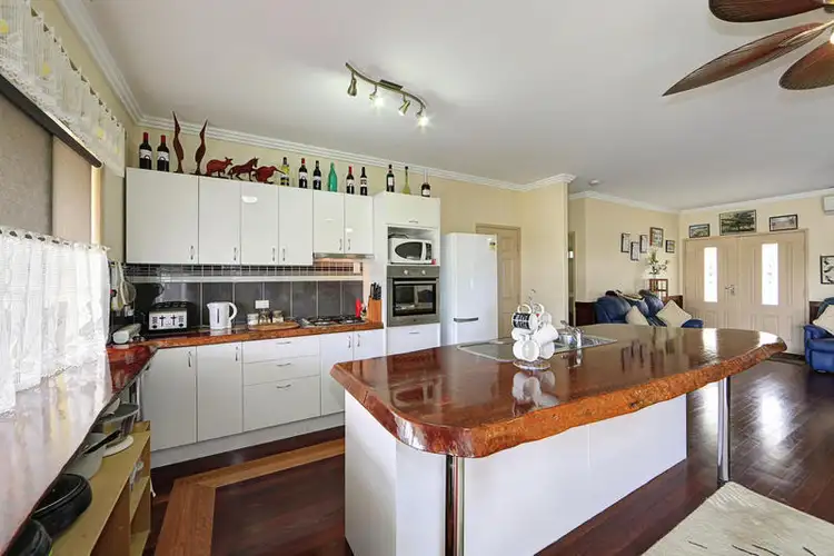 Fifth view of Homely house listing, 2 Kiwi Court, Branyan QLD 4670