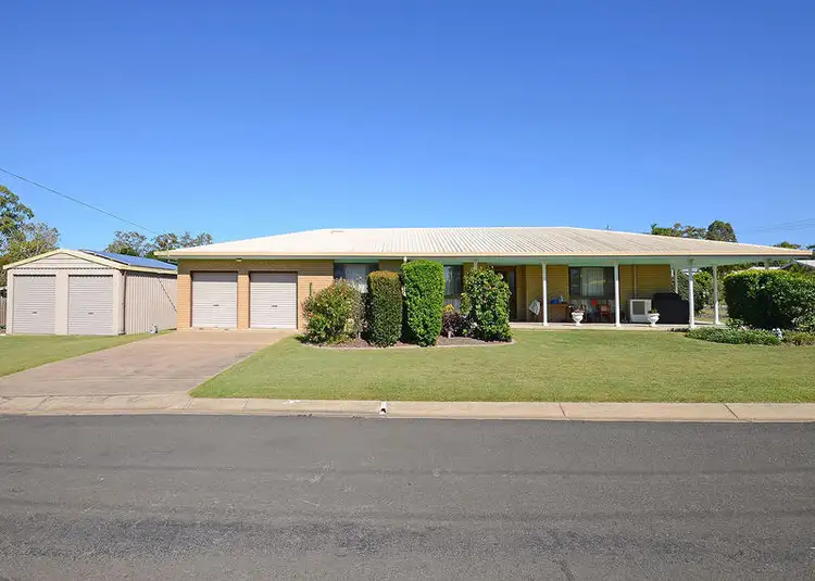 87 Spence St, Point Vernon QLD 4655