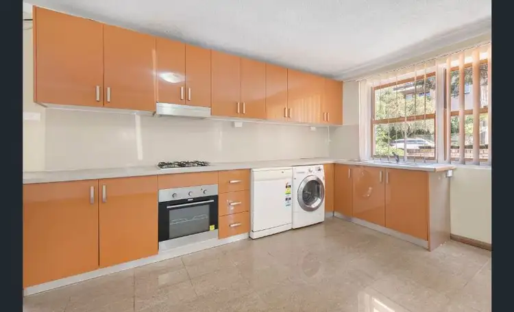 13 Glen ST, Marrickville NSW 2204