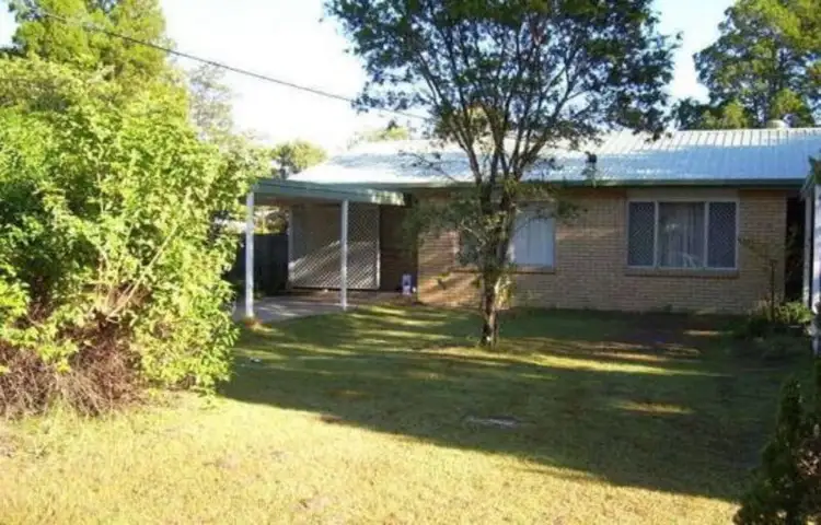 1/10 Bishop RD, Beachmere QLD 4510