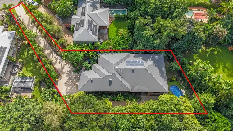 1 Sherbrook Close, Brinsmead QLD 4870
