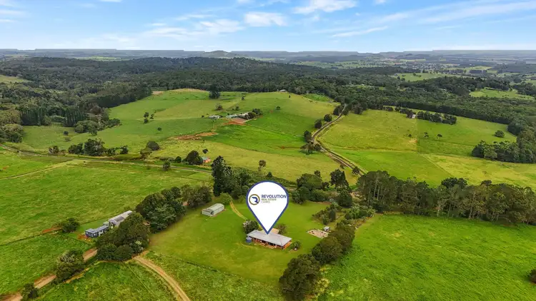 211 Gadgarra Road, Lake Barrine QLD 4884