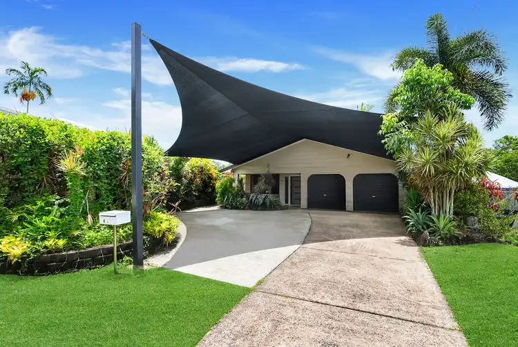 4 Henderson Close