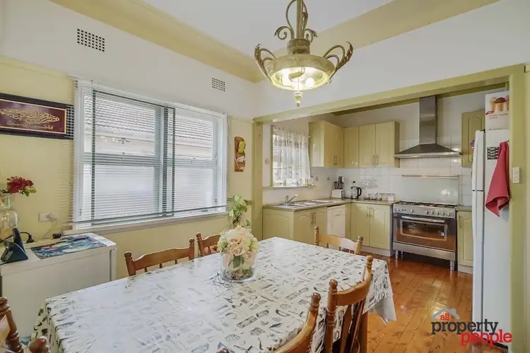 Fourth view of Homely house listing, 25 Parkland Avenue, Macquarie Fields NSW 2564