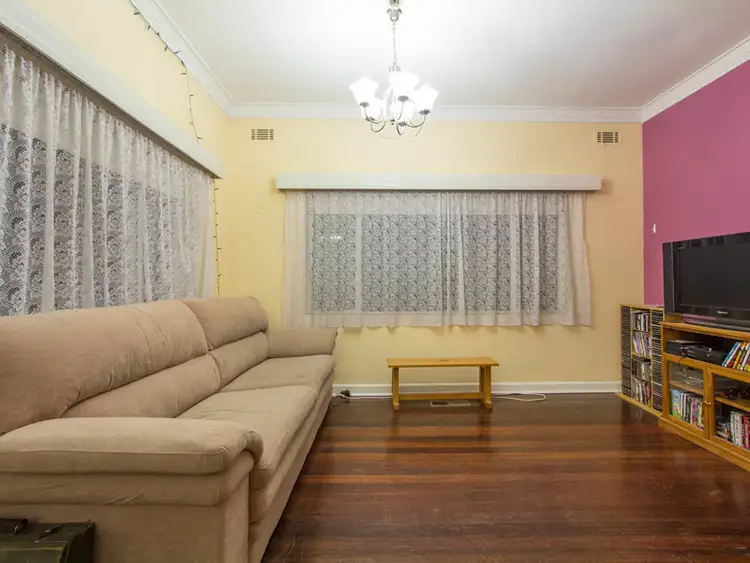 Third view of Homely house listing, 2 Alvina Court, Frankston VIC 3199