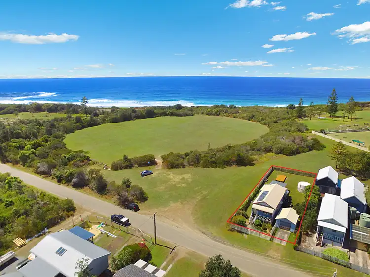 4 Northwood Road, Catherine Hill Bay NSW 2281