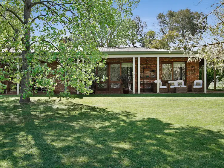 15 Grant Drive, Benalla VIC 3672