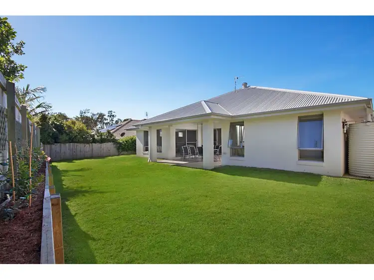 6 Waterville Way, Peregian Springs QLD 4573