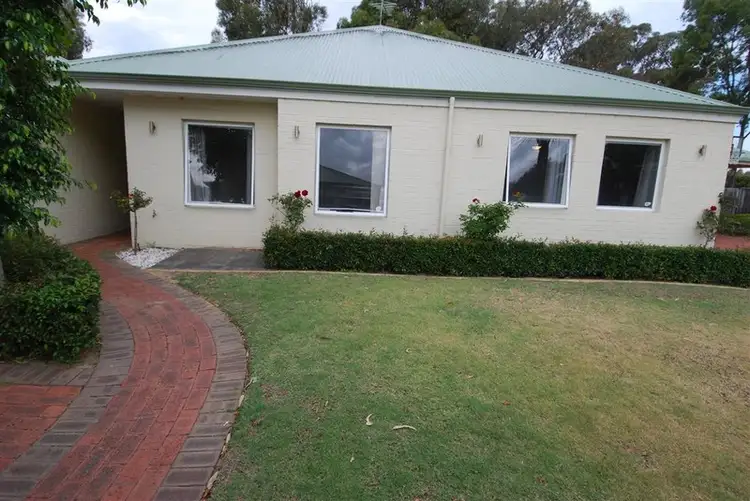 25/220 Fairway Circle, Connolly WA 6027