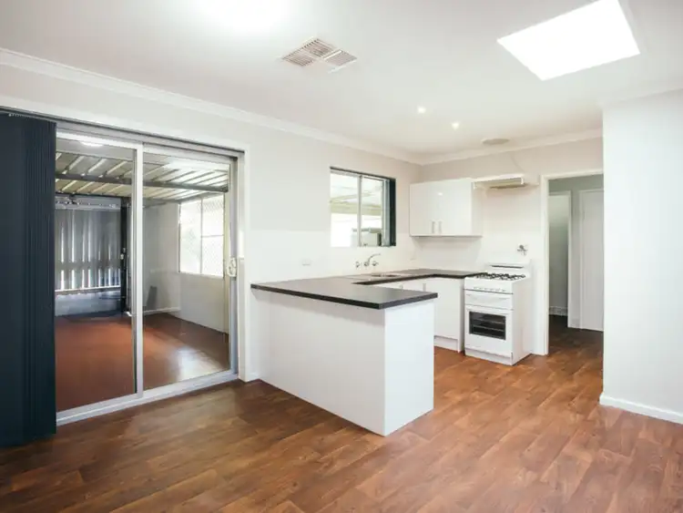 31 Dural Way, Armadale WA 6112