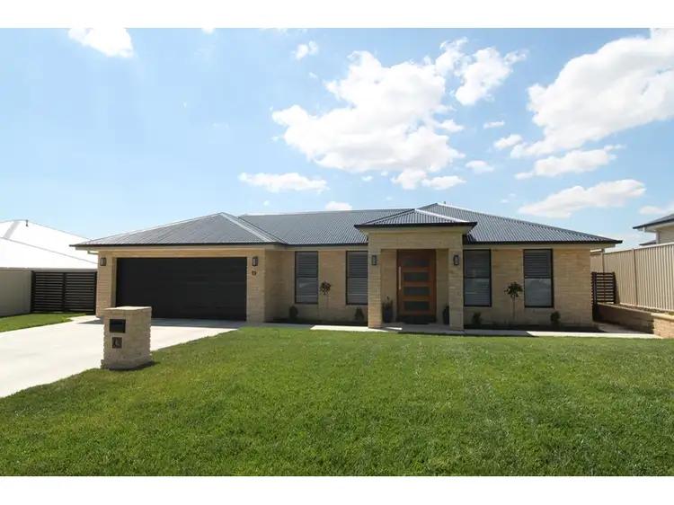 13 Coates Drive, Kelso NSW 2795
