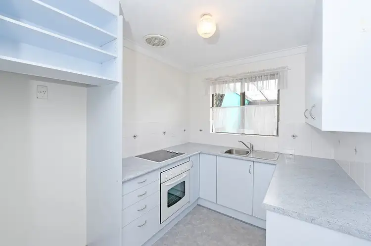Fifth view of Homely house listing, 6 Galvin Court, Leeming WA 6149