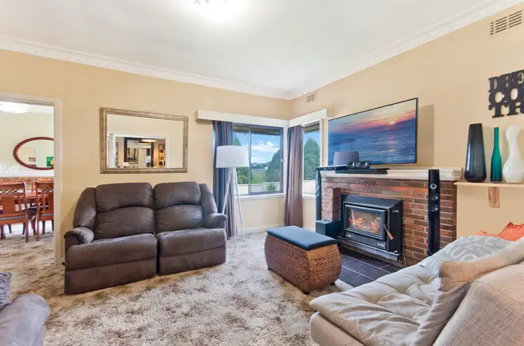 Second view of Homely house listing, 3 Huntly Street, Macarthur VIC 3286