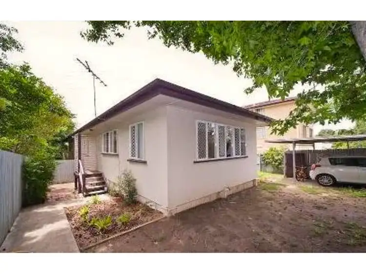 Second view of Homely semi-detached listing, 20 Wongara Street, Clayfield QLD 4011