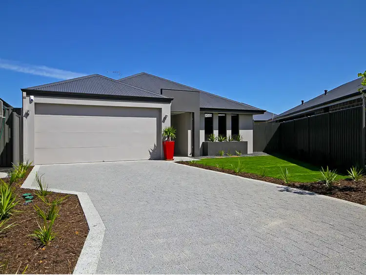 15 Beaumonde Grange, Aveley WA 6069