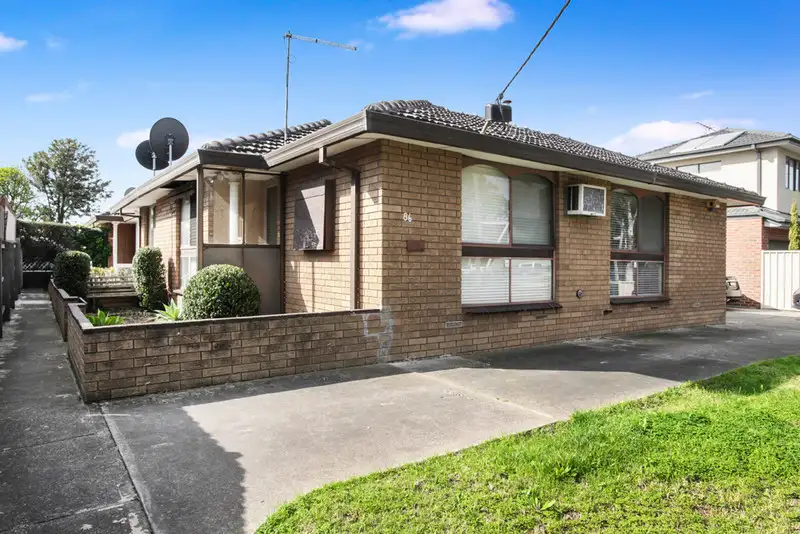 Main view of Homely unit listing, 2/86 Phoenix Street, Sunshine North VIC 3020