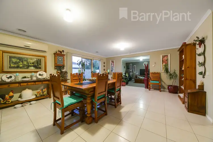 Fifth view of Homely house listing, 5 Ashwood Grove, Pakenham VIC 3810
