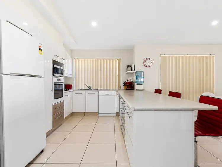 Third view of Homely semi-detached listing, 2/70 Lennox Circuit, Pottsville NSW 2489