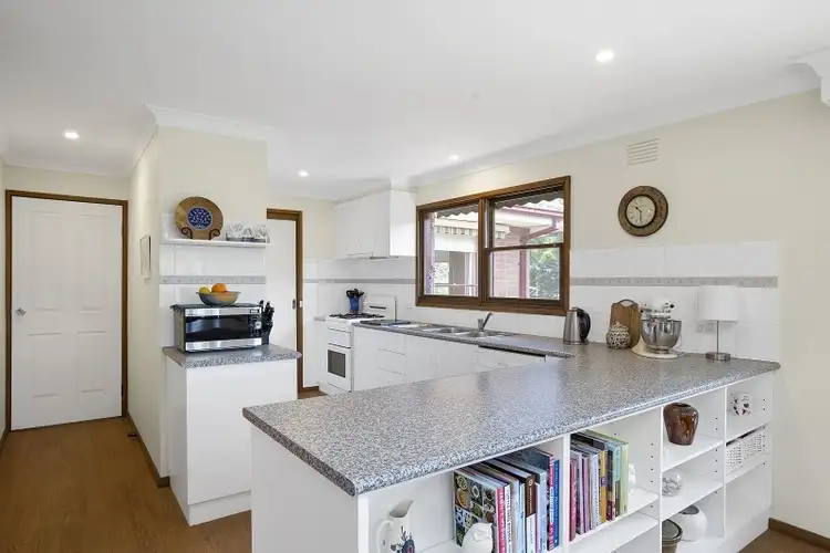 Fifth view of Homely house listing, 2 Bonnyview Road, Mount Eliza VIC 3930