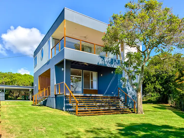 36 Ward Street, Sandgate QLD 4017