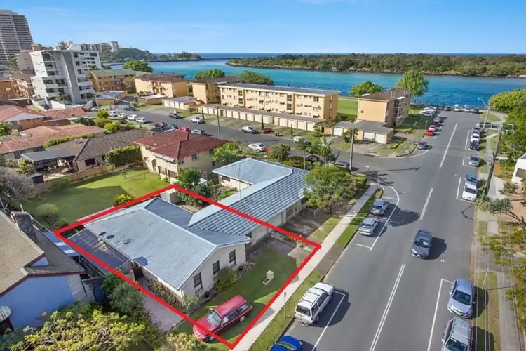 2/10 Ivory Crescent, Tweed Heads NSW 2485
