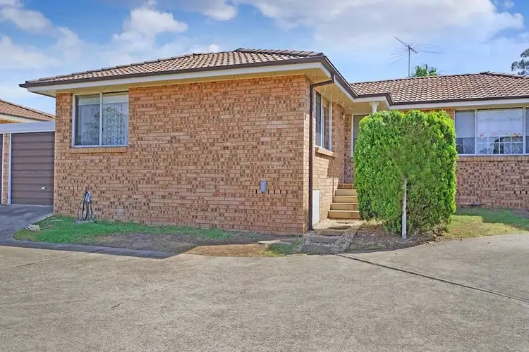 18/4 Sitella Place, Ingleburn NSW 2565