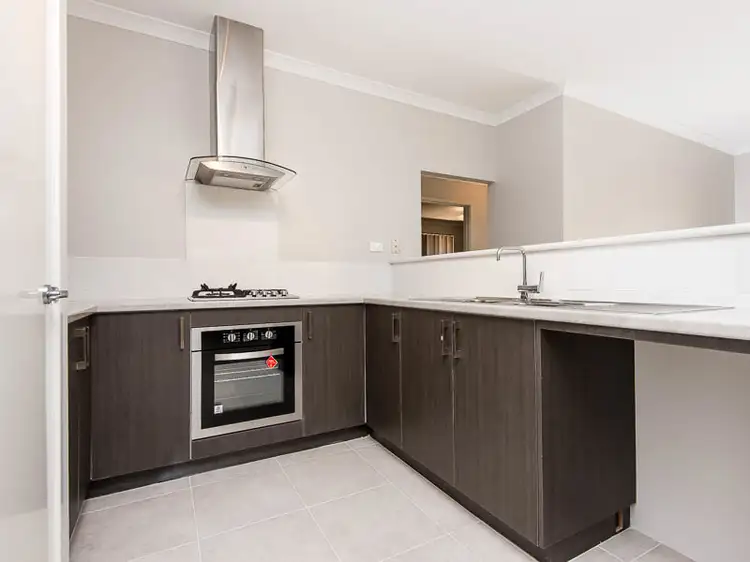 Fourth view of Homely house listing, 2/4 Kelly Street, Cloverdale WA 6105