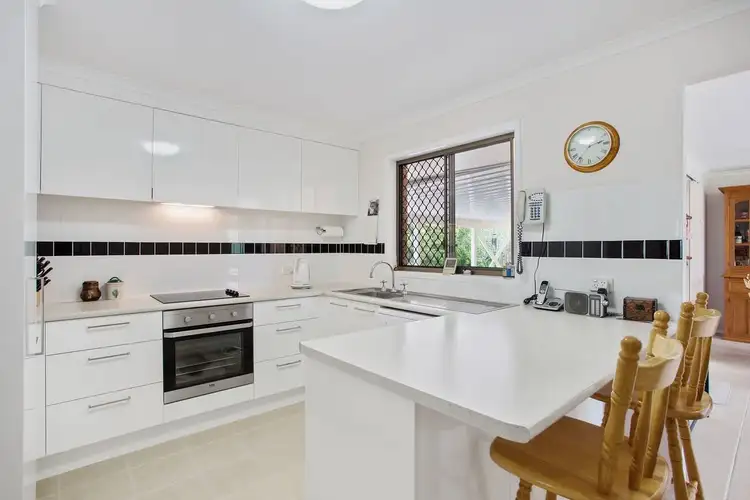 4 Satinay Court, Oxenford QLD 4210