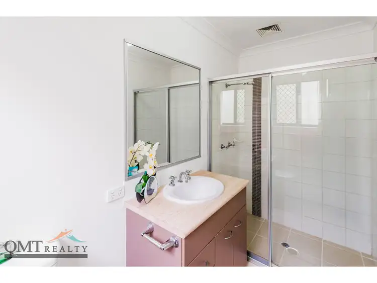 Sixth view of Homely house listing, 8 Mapelton Circuit, Parkinson QLD 4115