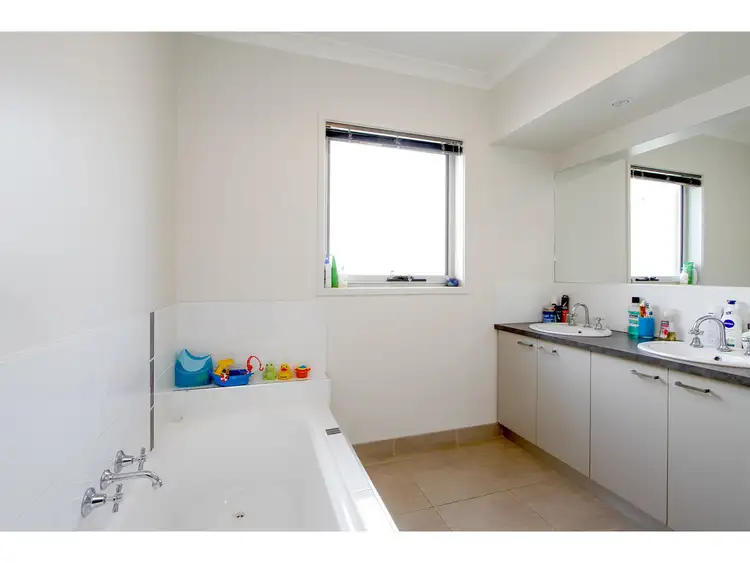 Sixth view of Homely townhouse listing, 2/112 Marley Street, Sale VIC 3850