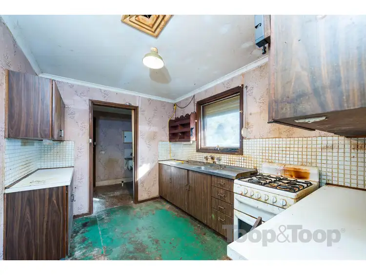 Second view of Homely house listing, 2 Hodge Court, Morphett Vale SA 5162
