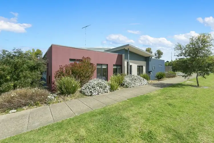73 Alleyne Avenue, Torquay VIC 3228