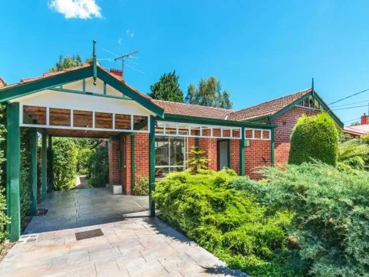 17 Prince Street, Hampton VIC 3188