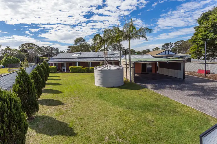33 Whitehall Avenue, Birkdale QLD 4159
