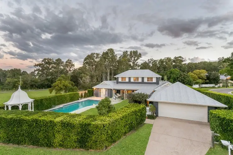 2 Meta Place, Fig Tree Pocket QLD 4069