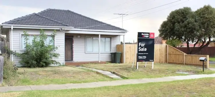 15 Disraeli Street, St Albans VIC 3021