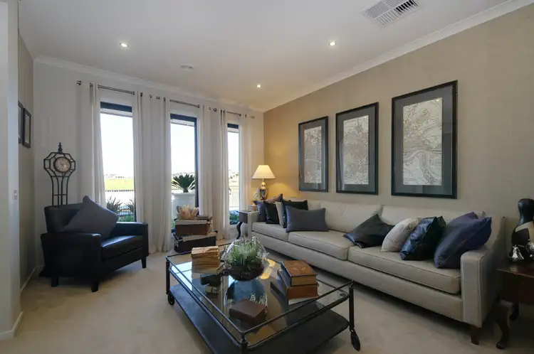 Second view of Homely house listing, 10 Bowral Way, Traralgon VIC 3844