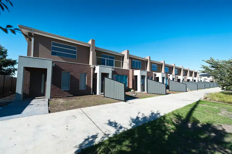 Second view of Homely townhouse listing, 5/98 Champion Parade, Craigieburn VIC 3064