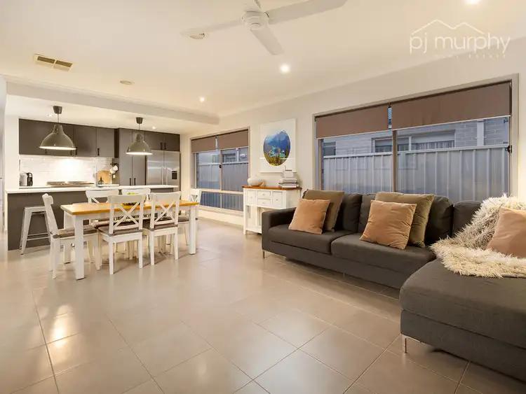 Second view of Homely house listing, 6 Inwood Crescent, Wodonga VIC 3690