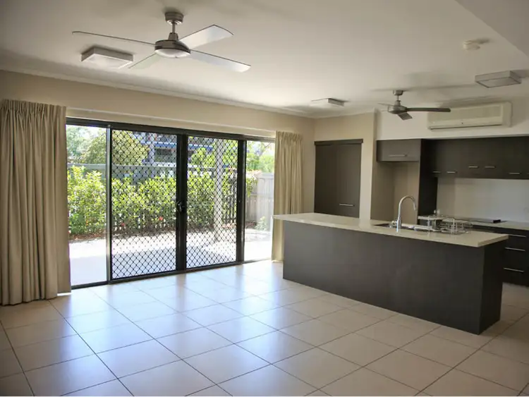 Fifth view of Homely townhouse listing, 2/379 Draper Street, Parramatta Park QLD 4870