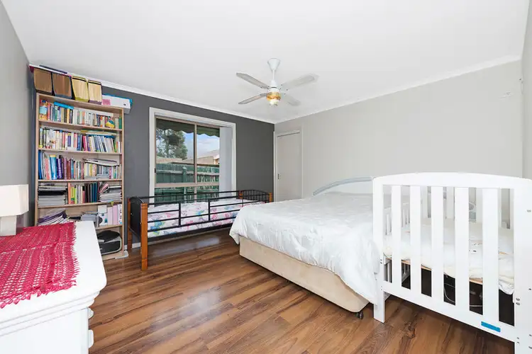 Sixth view of Homely unit listing, 2/99 Grenda Drive, Mill Park VIC 3082