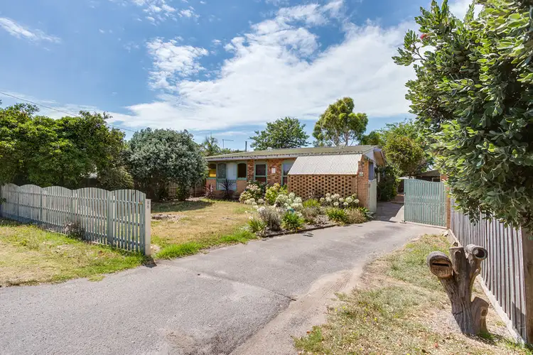 24 Alma Street, Tootgarook VIC 3941