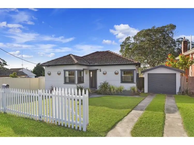 2 Ashton Avenue, The Entrance NSW 2261