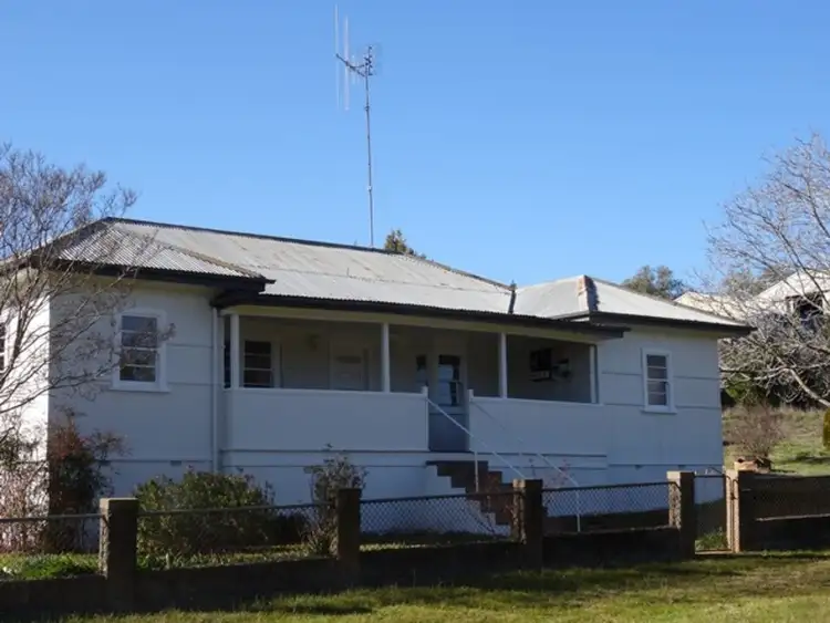 18 George Street, Molong NSW 2866