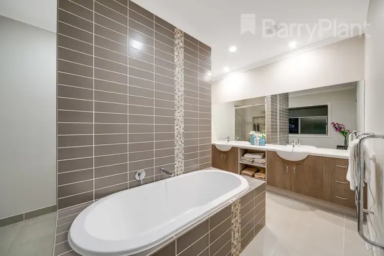 Sixth view of Homely house listing, 33 Bunjil Drive, Drouin VIC 3818