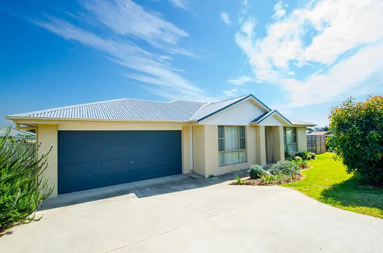 2/4 Silky Oak Close, Muswellbrook NSW 2333
