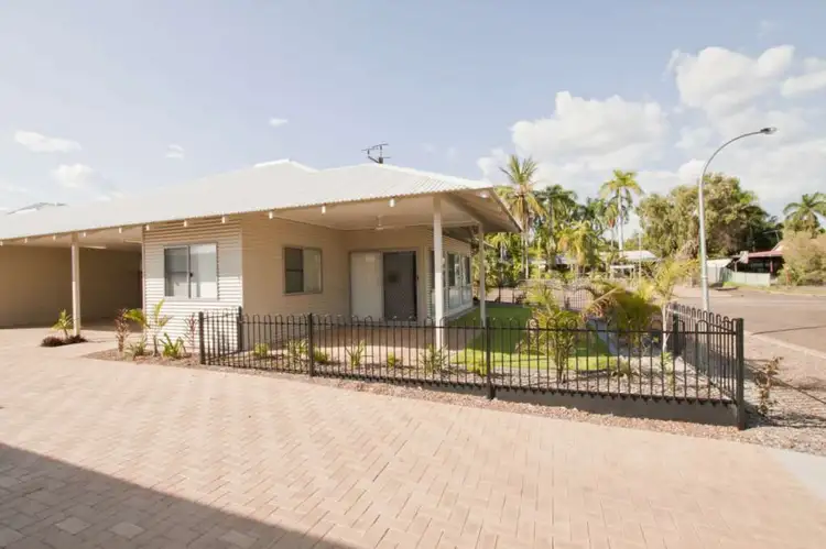 9 Corkwood Court