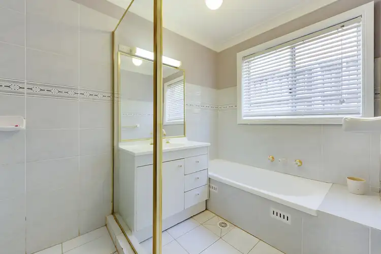 Sixth view of Homely semi-detached listing, 1/70 The Gully Road, Berowra NSW 2081